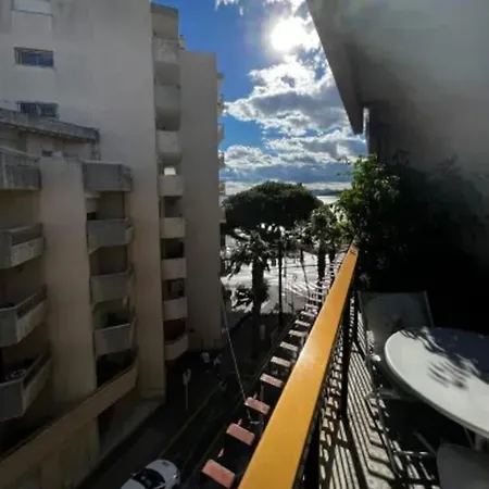 Amazing Studio In Les Pins With A Large Terrasse Parking * Juan-les-Pins